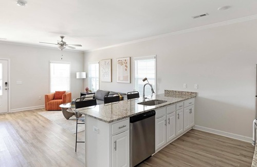 Huntsville Apartment | Landing | Stunning 2BD, Clubhouse, Pool