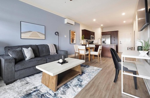 Johnstown Apartment | Landing | Stunning 2BD, Gym, Clubhouse