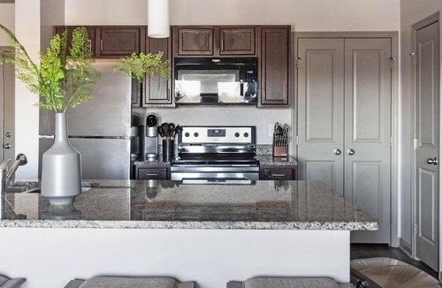 South Nashville Apartment | Landing | Stunning 2BD, Gym, Clubhouse