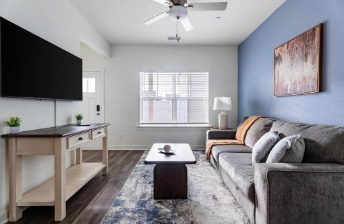 Port Wentworth Apartment | Landing Stunning 3BD Gym Pool