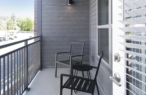 Chapel Hill Apartment | Landing | Stunning 3BD, Game Room, Courtyard
