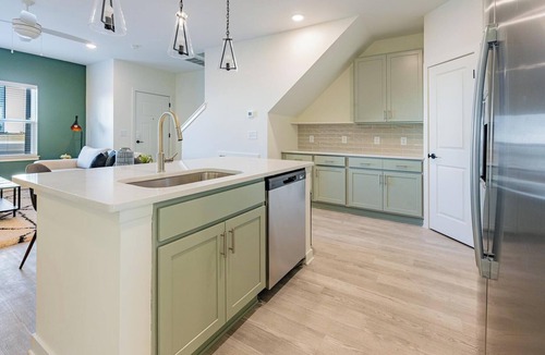Wilmington Apartment | Landing | Stunning 3BD, Clubhouse, Yoga Studio