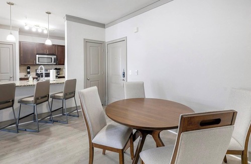 Northeast Carrollton Apartment | Landing | Stunning 3BD, Gym, Pool