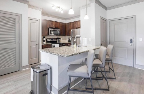 Northeast Carrollton Apartment | Landing | Stunning 3BD, Gym, Pool