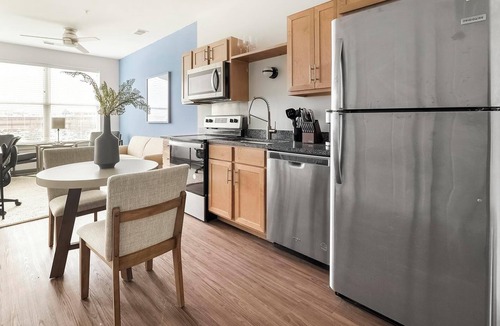 Five Points South Apartment | Landing | Stunning Studio, Pool, Yoga Studio