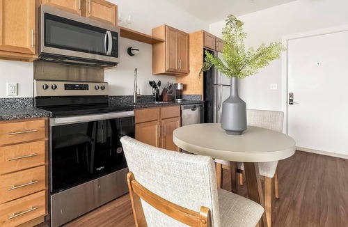 Five Points South Apartment | Landing | Stunning Studio, Pool, Yoga Studio