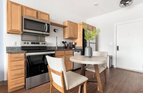 Five Points South Apartment | Landing | Stunning Studio, Pool, Yoga Studio