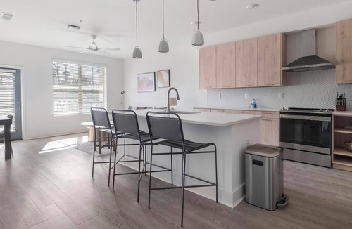 Crestline Heights Apartment | Landing | Stunning 1BD, Pool, Gym