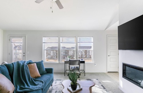 Yukon Apartment | Landing | Stunning 2BD, Clubhouse, Gym