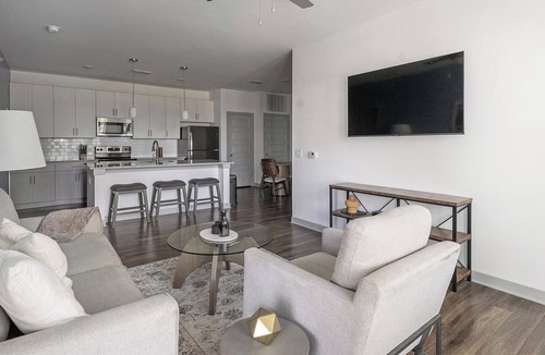 Sand Ridge Apartment | Landing | Stunning 2BD, Gym, Clubhouse
