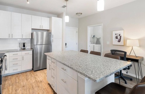 Land O' Lakes Apartment | Landing | Stunning 2BD, Pool, Gym