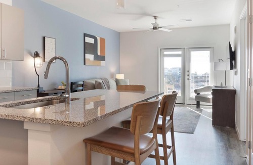 Northgate Apartment | Landing | Stylish 1BD, Gym, Pool
