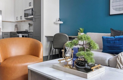 Southbank Apartment | Landing | Stylish 1BD, Yoga Studio, Gym