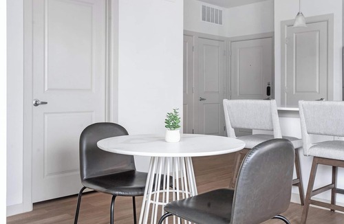 Pflugerville Apartment | Landing | Stylish 1BD, Gym, Courtyard