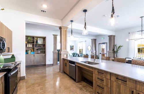 Pflugerville Apartment | Landing | Stylish 1BD, Clubhouse, Courtyard