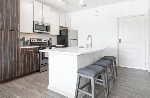 Fairvilla Apartment | Landing | Stylish 1BD, Clubhouse, Gym