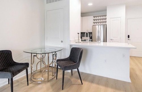 Eden Apartment | Landing | Stylish 1BD, Clubhouse, Yoga Studio