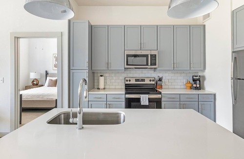 Austin Apartment | Landing | Stylish 1BD, Clubhouse, Pool