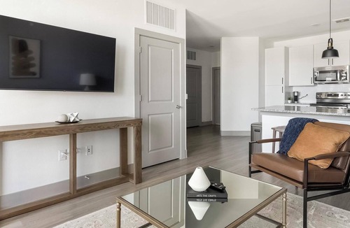 Weston Apartment | Landing | Stylish 1BD, Clubhouse, Game Room