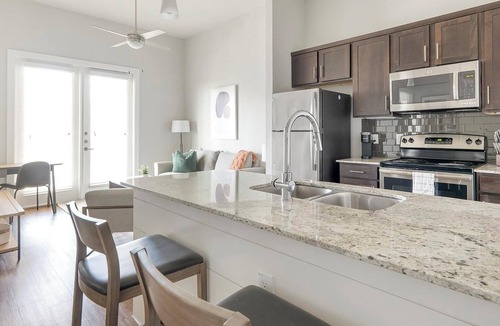 Buda Apartment | Landing | Stylish 1BD, Clubhouse, Gym
