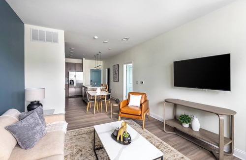 Wilmington Apartment | Landing | Stylish 1BD, Gym, Pool