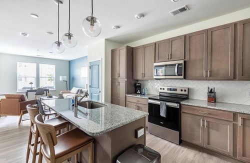 Wilmington Apartment | Landing | Stylish 1BD, Gym, Pool