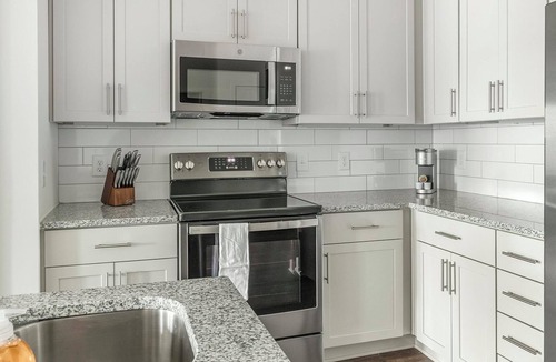 Southeast Raleigh Apartment | Landing | Stylish 1BD, Gym, Clubhouse