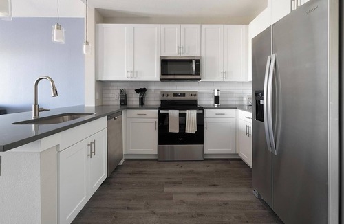 Salado Apartment | Landing | Stylish 1BD, Gym, Clubhouse