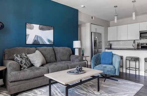 Allen Apartment | Landing | Stylish 1BD, Gym, Yoga Studio