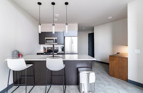 Downtown Hartford Apartment | Landing | Stylish 1BD in Downtown Hartford