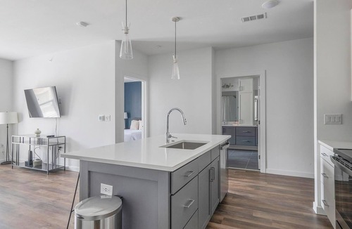 Austin Apartment | Landing | Stylish 1BD, Pool, Clubhouse