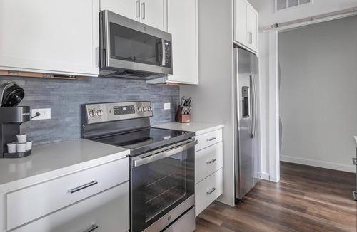 Austin Apartment | Landing | Stylish 1BD, Pool, Clubhouse