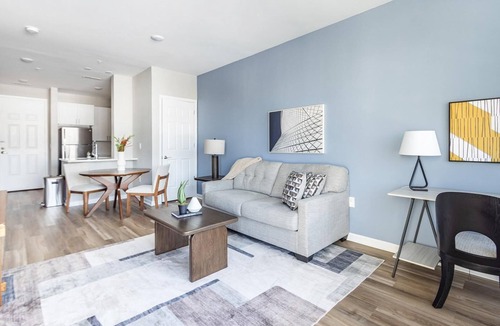 Raritan Apartment | Landing | Stylish 1BD, Pool, Courtyard