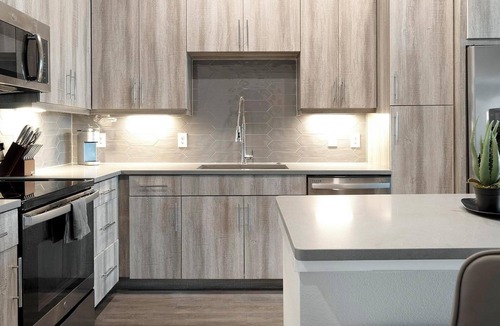 Montopolis Apartment | Landing | Stylish 1BD, Pool, Courtyard