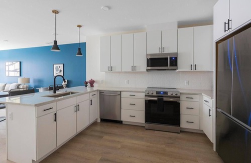 Civic Center Apartment | Landing | Stylish 1BD, Rooftop Lounge, Gym