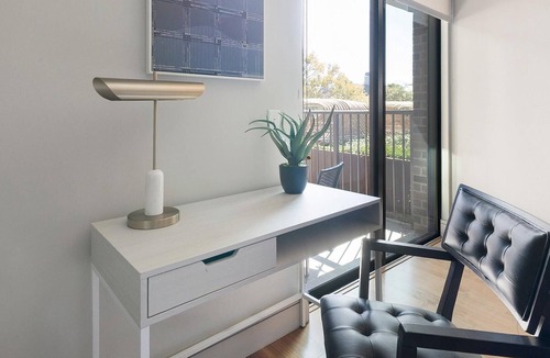 Houston Apartment | Landing | Stylish 1BD, Tennis Court, Pool
