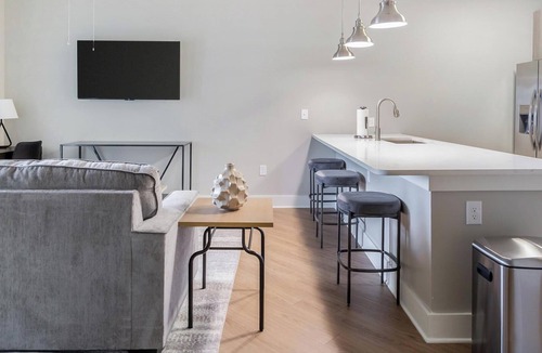 Fort Myers Apartment | Landing | Stylish 1BD, Gym, Clubhouse