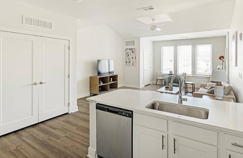 Belle Mina Apartment | Landing | Stylish 1BD, Yoga Studio, Clubhouse