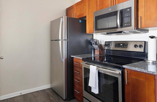 Lewisville Apartment | Landing | Stylish 1BD, Clubhouse, Gym