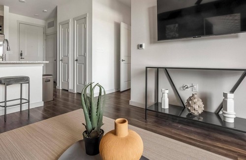 Wetmore Apartment | Landing | Stylish 1BD, Pool, Clubhouse