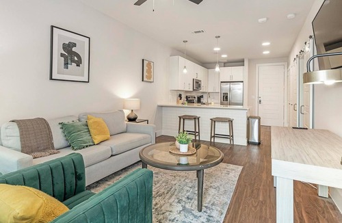 Wetmore Apartment | Landing | Stylish 1BD, Yoga Studio, Clubhouse
