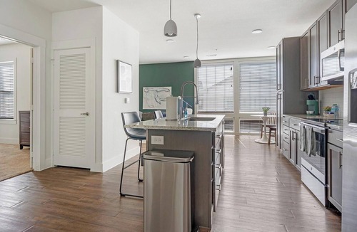 Stone Oak Apartment | Landing | Stylish 1BD, Clubhouse, Gym