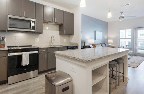 Summerville Apartment | Landing | Stylish 1BD, Yoga Studio, Gym