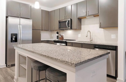 Summerville Apartment | Landing | Stylish 1BD, Yoga Studio, Gym