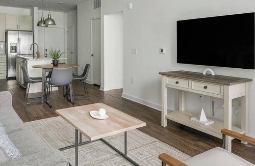 East Raleigh Apartment | Landing | Stylish 1BD, Yoga Studio, Gym