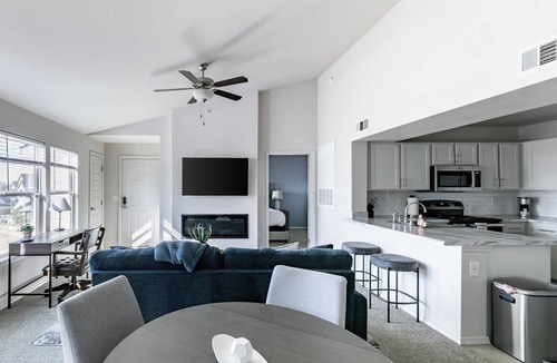 Yukon Apartment | Landing | Stylish 2BD, Gym, Clubhouse