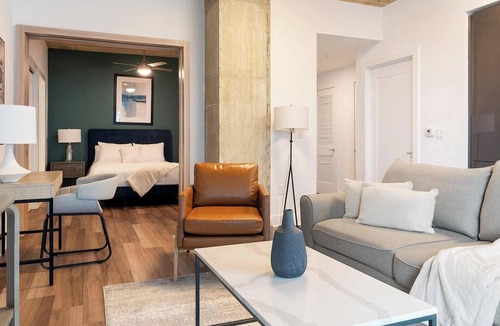 Baileys Crossroads Apartment | Landing | Stylish 2BD, Game Room, Gym