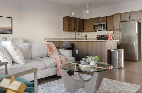 Cartersburg Apartment | Landing | Stylish 2BD, Clubhouse, Gym