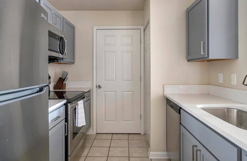 Murfreesboro Apartment | Landing | Stylish 2BD, Clubhouse, Game Room
