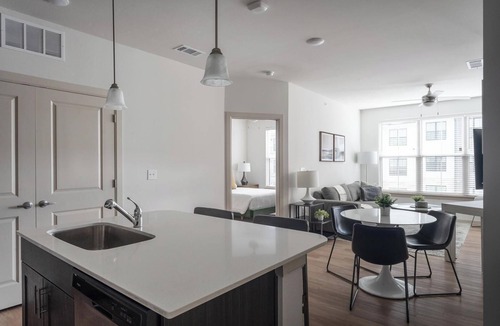 Pflugerville Apartment | Landing | Stylish 2BD, Clubhouse, Gym